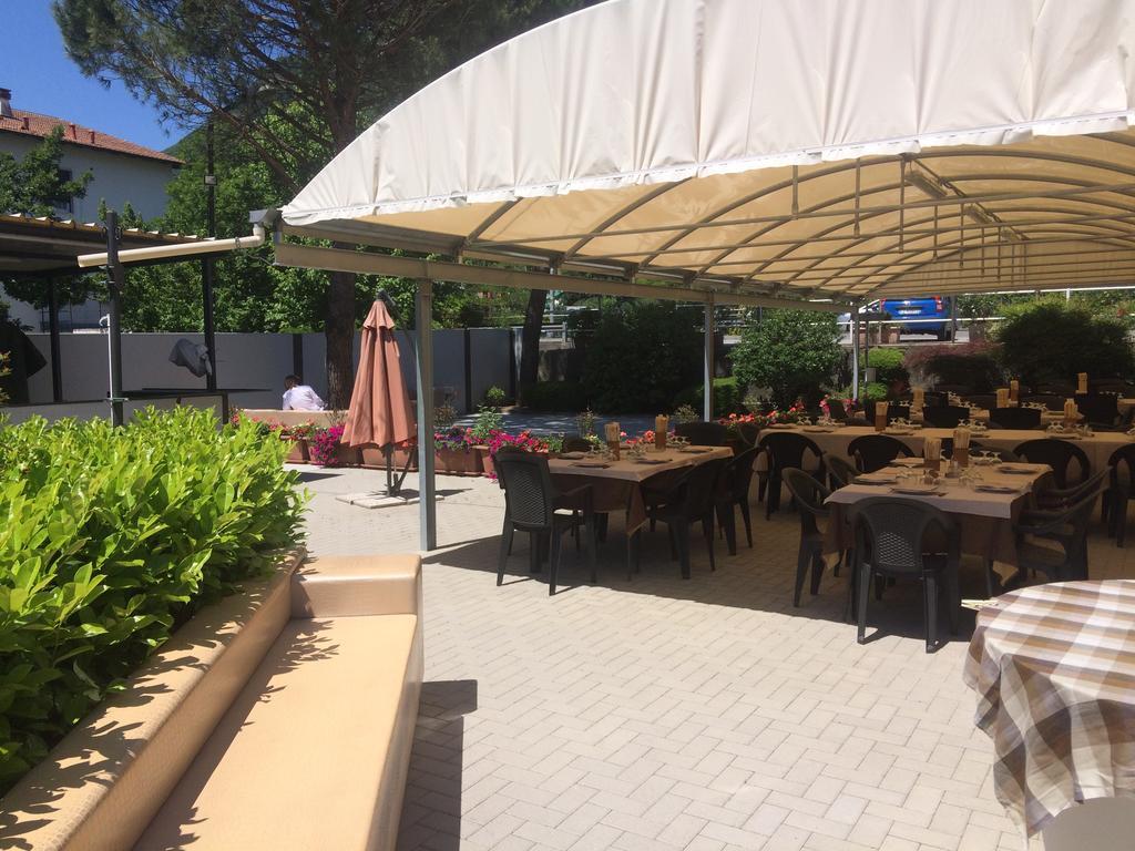 奥贝格克里斯塔洛酒店 Cittiglio 外观 照片