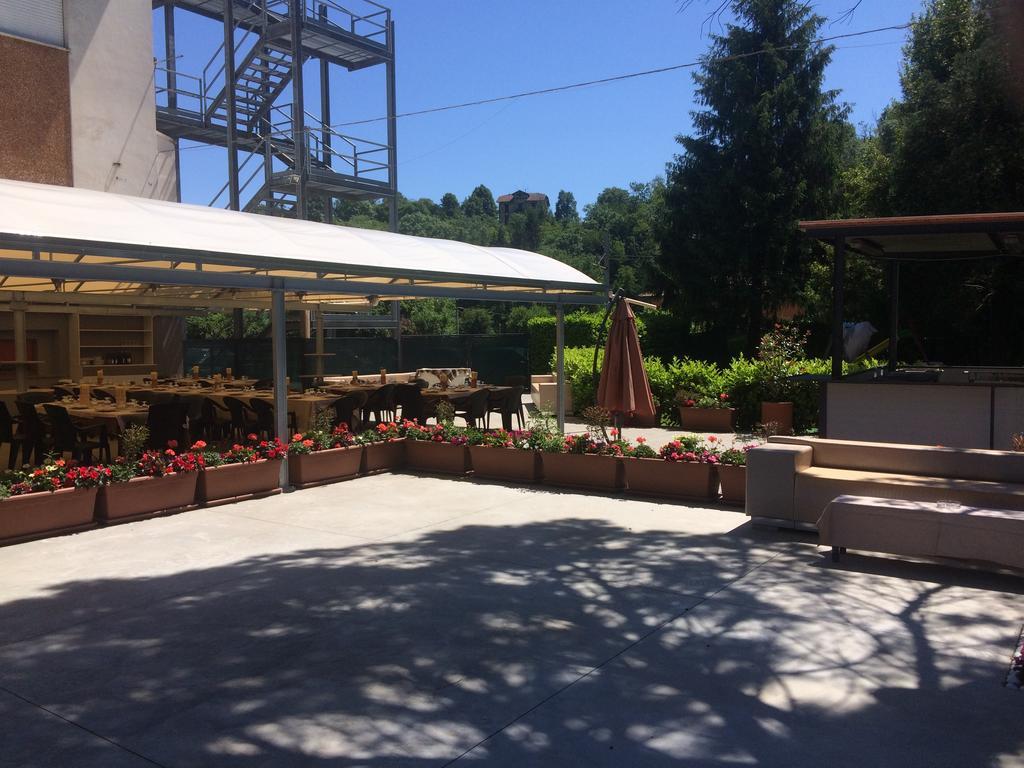 奥贝格克里斯塔洛酒店 Cittiglio 外观 照片
